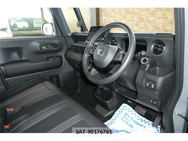 Honda N BOX CUSTOM 2023-11 8334454-3