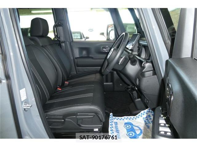 Honda N BOX CUSTOM 2023-11 8334454-4