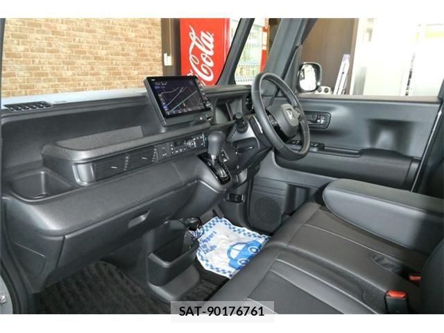 Honda N BOX CUSTOM 2023-11 8334454-5