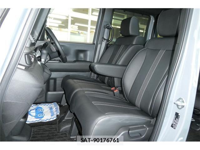 Honda N BOX CUSTOM 2023-11 8334454-6