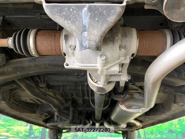 Honda N BOX CUSTOM 2024-05 8337115-11