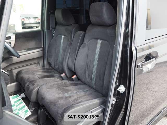 Honda N BOX CUSTOM 2022-02 8367677-8