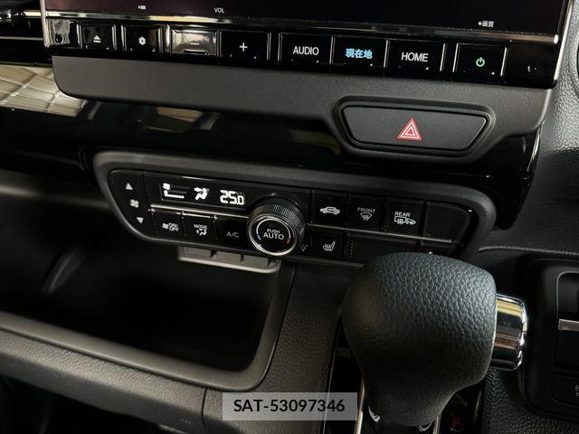 Honda N BOX CUSTOM 2023-12 8367682-13
