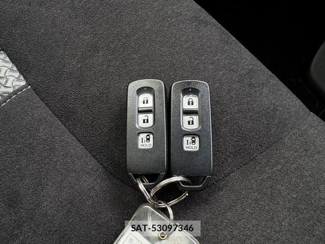 Honda N BOX CUSTOM 2023-12 8367682-29