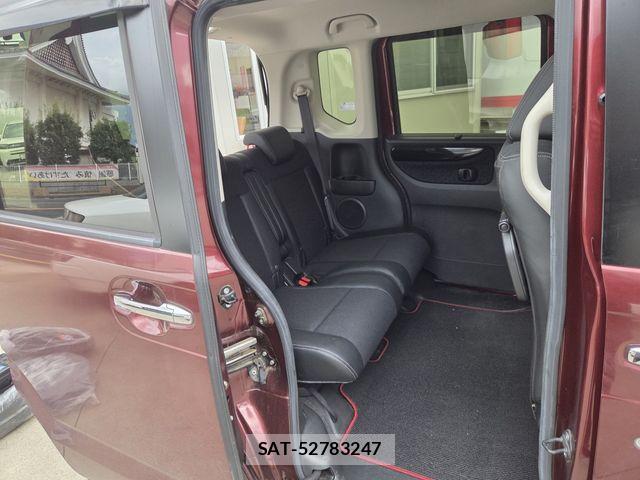 Honda N BOX CUSTOM 2016-03 8367685-14
