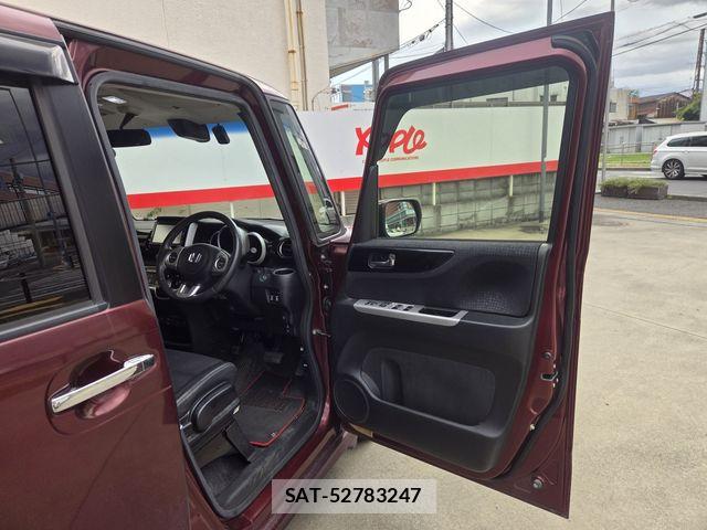 Honda N BOX CUSTOM 2016-03 8367685-3
