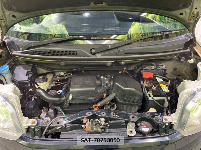 Honda N BOX CUSTOM 2016-10 8367684-18