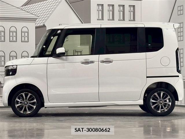 Honda N BOX CUSTOM 2025-11 8367679-1