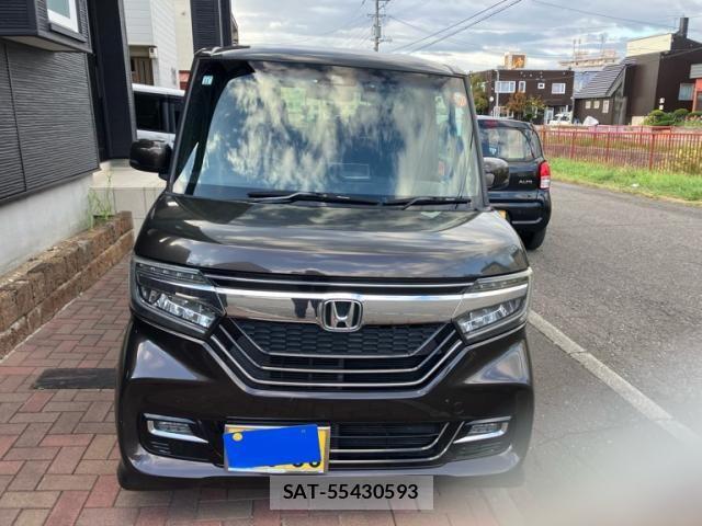 Honda N BOX CUSTOM 2017-11 8413974-0