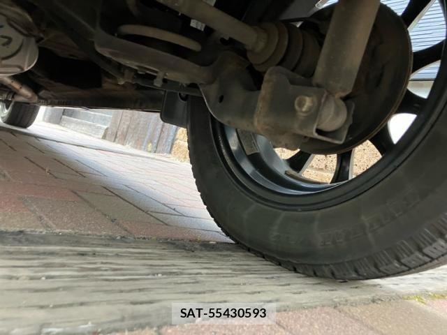 Honda N BOX CUSTOM 2017-11 8413974-11