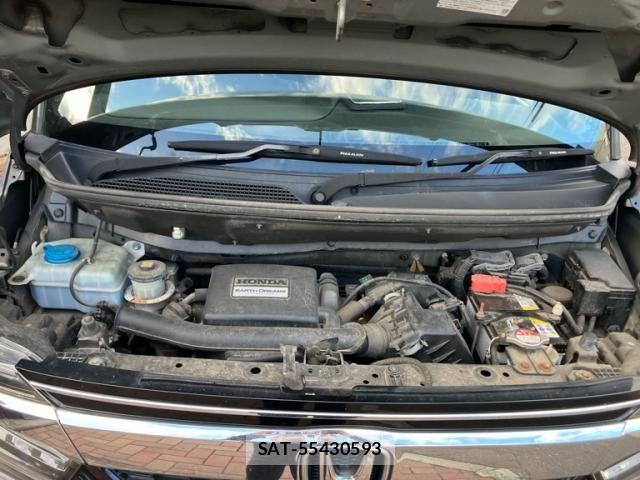 Honda N BOX CUSTOM 2017-11 8413974-16
