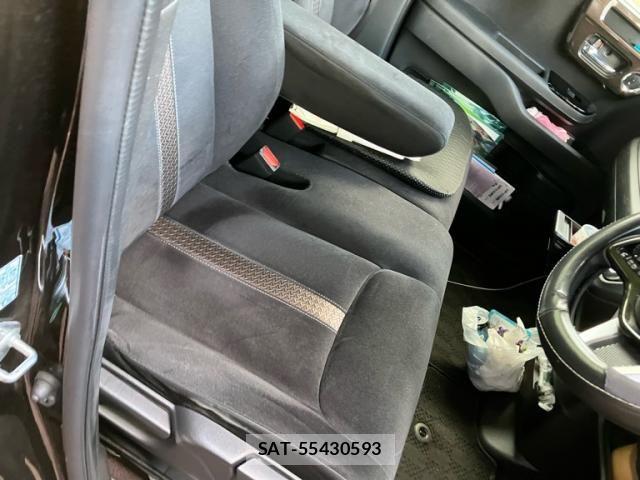 Honda N BOX CUSTOM 2017-11 8413974-17