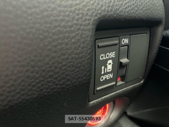 Honda N BOX CUSTOM 2017-11 8413974-22