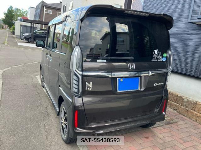 Honda N BOX CUSTOM 2017-11 8413974-3