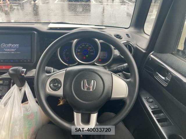 Honda N BOX CUSTOM 2014-07 8413978-15