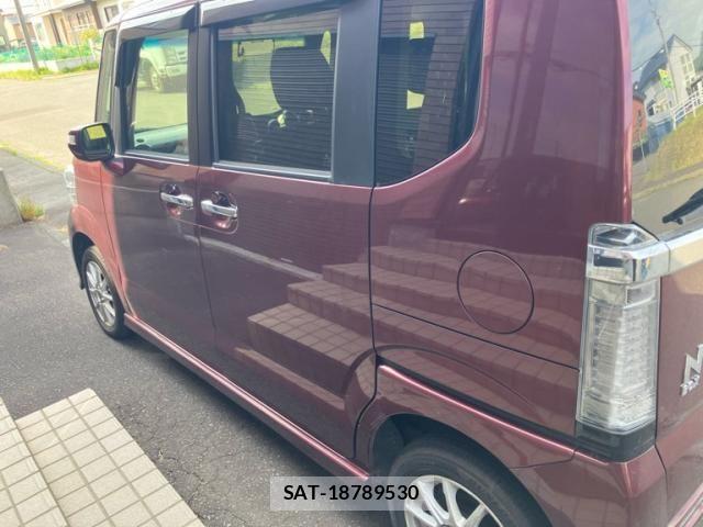 Honda N BOX CUSTOM 2017-03 8413976-7