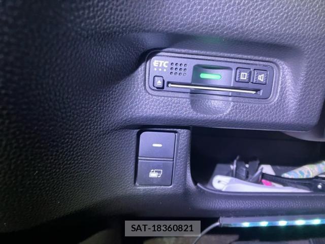 Honda N BOX CUSTOM 2020-11 8413975-22