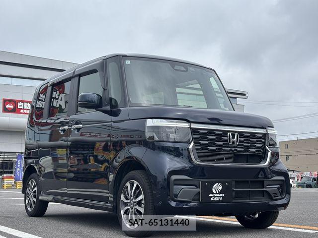Honda N BOX CUSTOM 2024-02 8413969-11