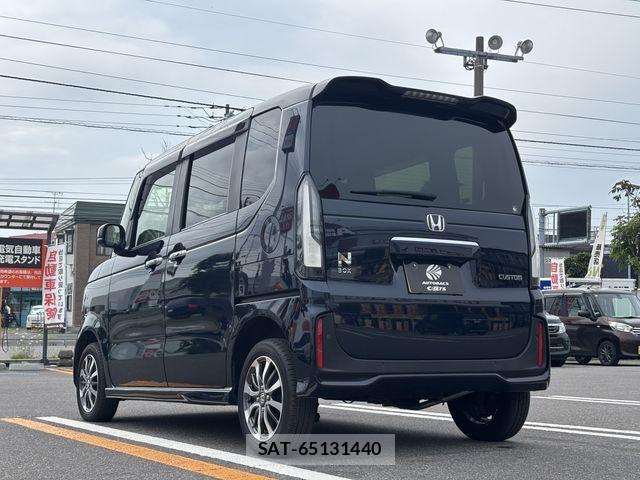 Honda N BOX CUSTOM 2024-02 8413969-14