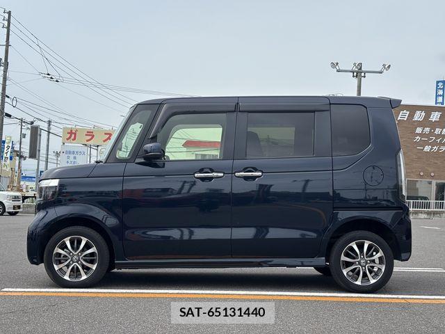 Honda N BOX CUSTOM 2024-02 8413969-15