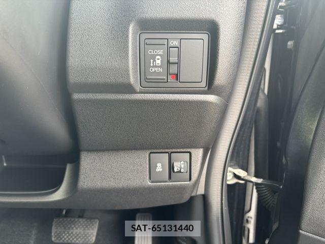 Honda N BOX CUSTOM 2024-02 8413969-5