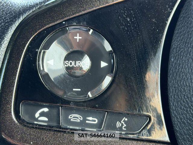 Honda N BOX CUSTOM 2018-05 8413972-11