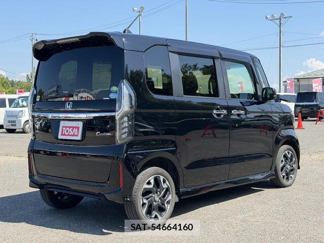 Honda N BOX CUSTOM 2018-05 8413972-4