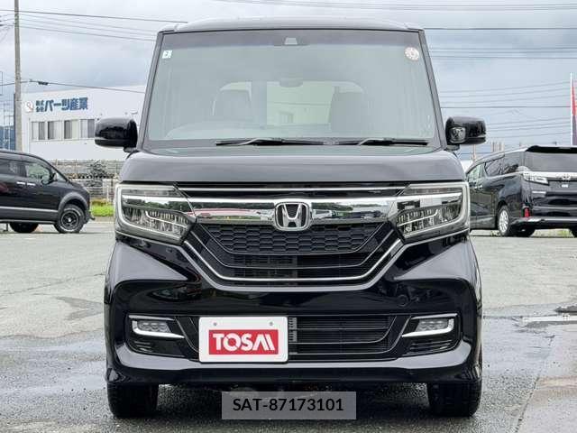 Honda N BOX CUSTOM 2018-02 8413971-17