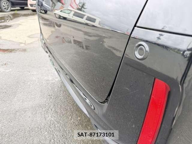Honda N BOX CUSTOM 2018-02 8413971-28