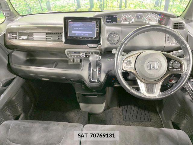 Honda N BOX CUSTOM 2019-01 8438571-1