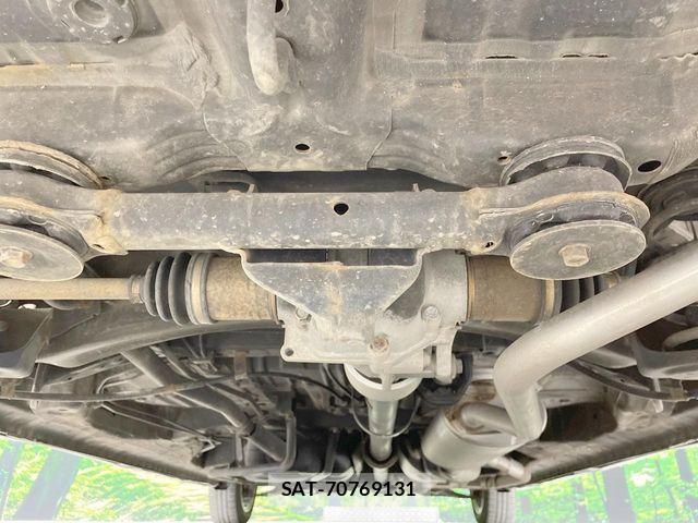 Honda N BOX CUSTOM 2019-01 8438571-19