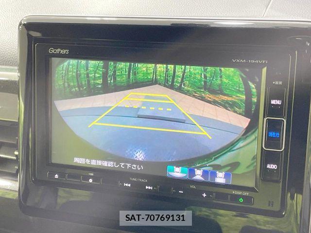 Honda N BOX CUSTOM 2019-01 8438571-4
