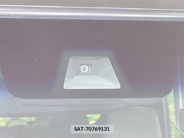 Honda N BOX CUSTOM 2019-01 8438571-6
