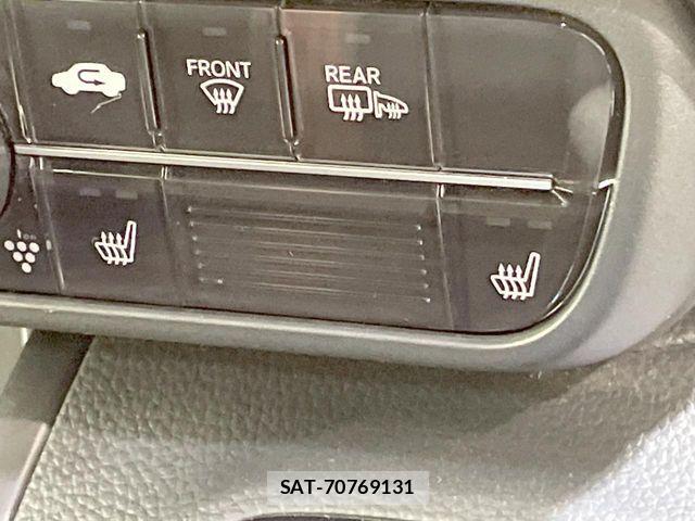 Honda N BOX CUSTOM 2019-01 8438571-7