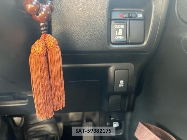 Honda N BOX CUSTOM 2012-06 8457089-17