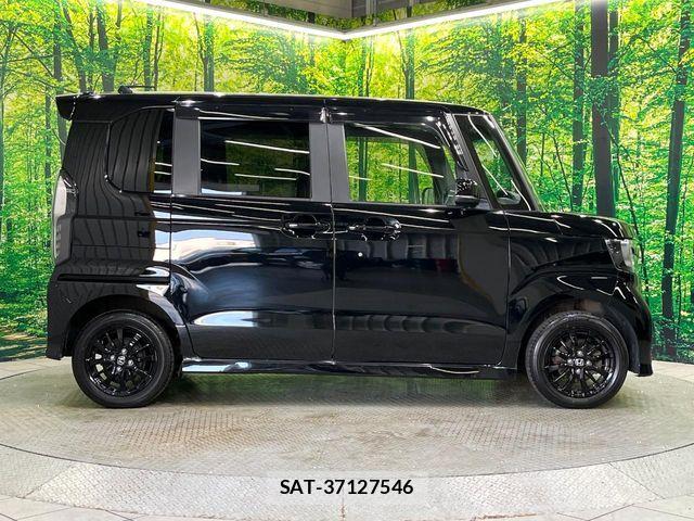 Honda N BOX CUSTOM 2023-10 8458076-15