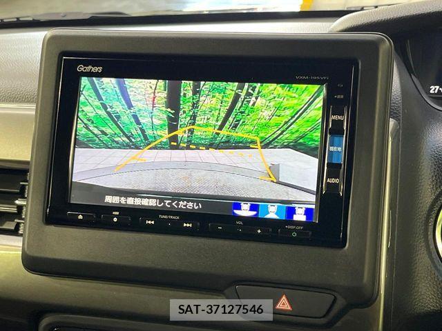 Honda N BOX CUSTOM 2023-10 8458076-3