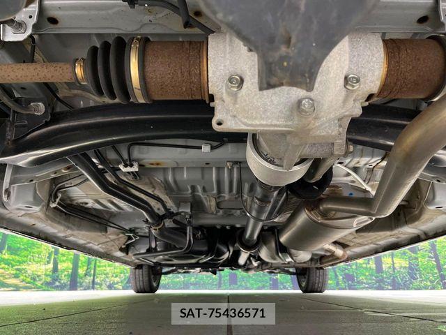 Honda N BOX CUSTOM 2023-11 8458073-18