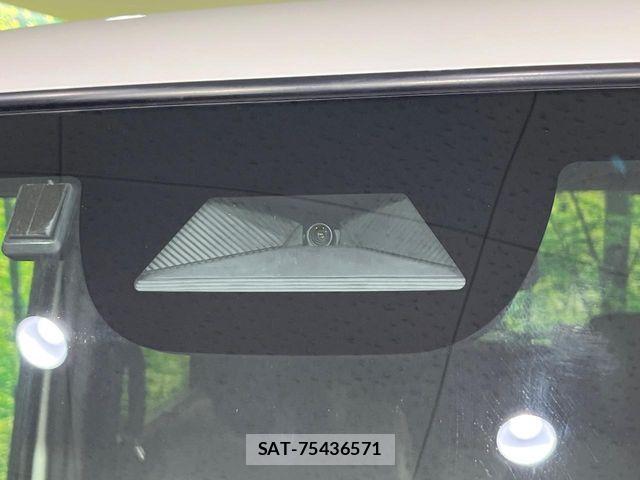 Honda N BOX CUSTOM 2023-11 8458073-2