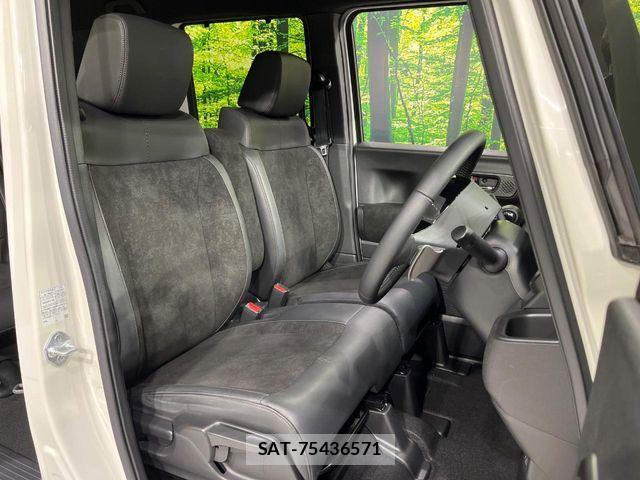 Honda N BOX CUSTOM 2023-11 8458073-7