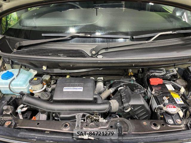 Honda N BOX CUSTOM 2019-02 8458078-18