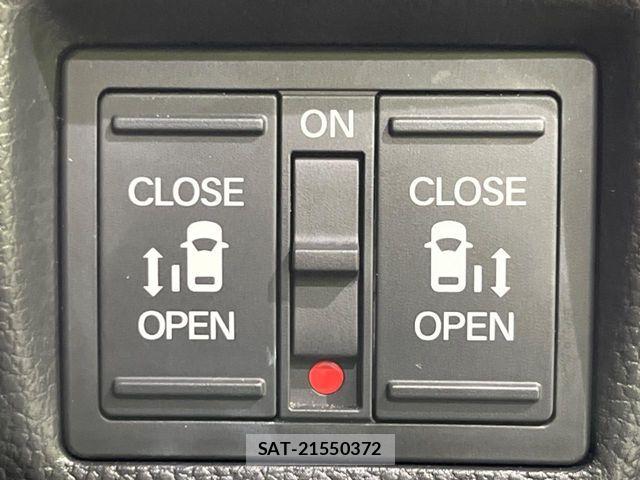 Honda N BOX CUSTOM 2022-02 8458074-4