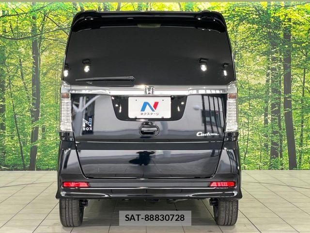 Honda N BOX CUSTOM 2017-07 8458079-15