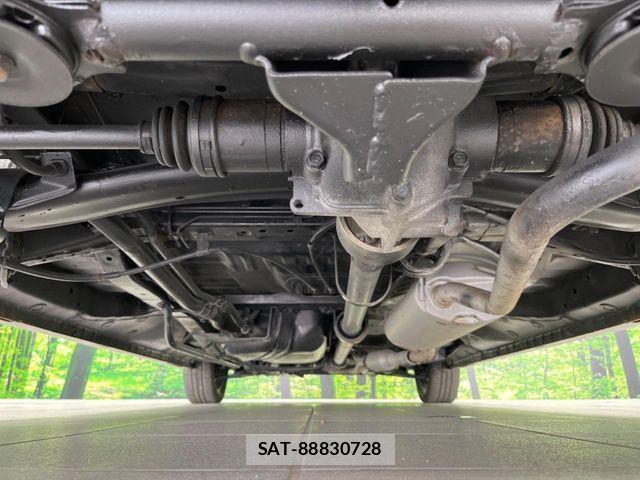 Honda N BOX CUSTOM 2017-07 8458079-19