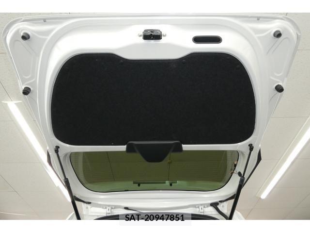 Honda N BOX CUSTOM 2023-10 8526224-11