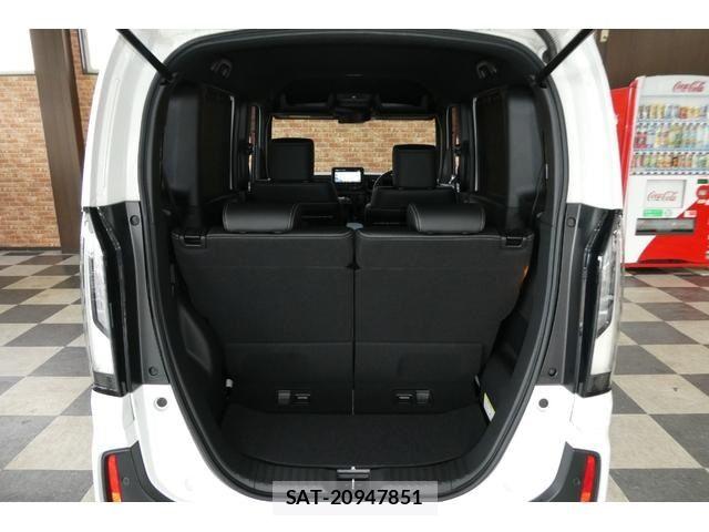 Honda N BOX CUSTOM 2023-10 8526224-12