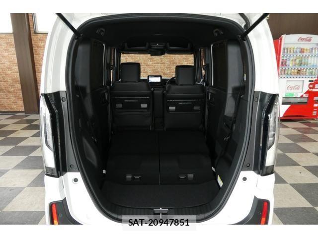 Honda N BOX CUSTOM 2023-10 8526224-13