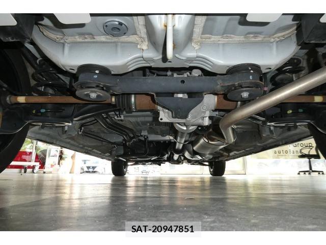 Honda N BOX CUSTOM 2023-10 8526224-29