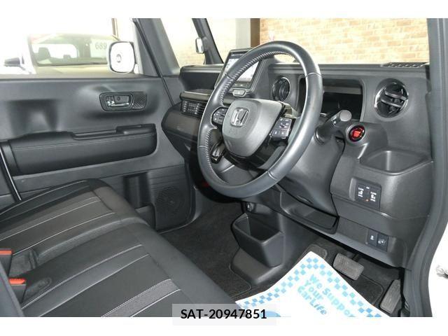 Honda N BOX CUSTOM 2023-10 8526224-3