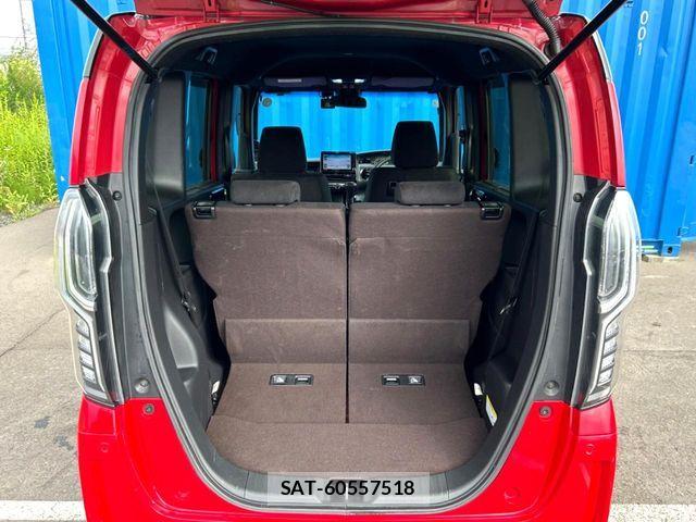 Honda N BOX CUSTOM 2019-01 8526238-9